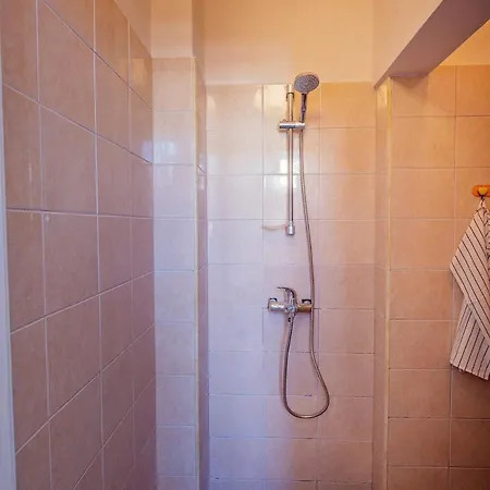 Perfect Location Апартаменты