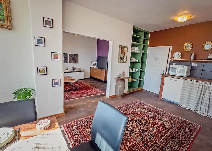 아파트 Perfect Location 바르나